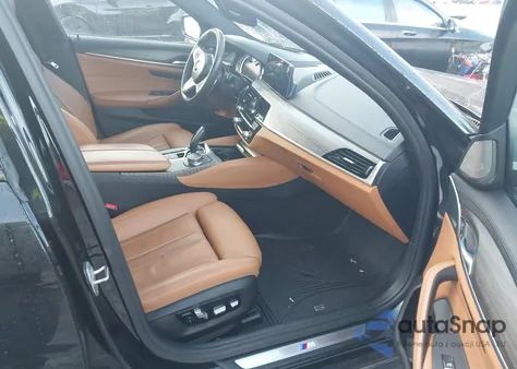 2017 BMW 540I xDrive из США, поврежденный, VIN WBAJE7C35HG889995